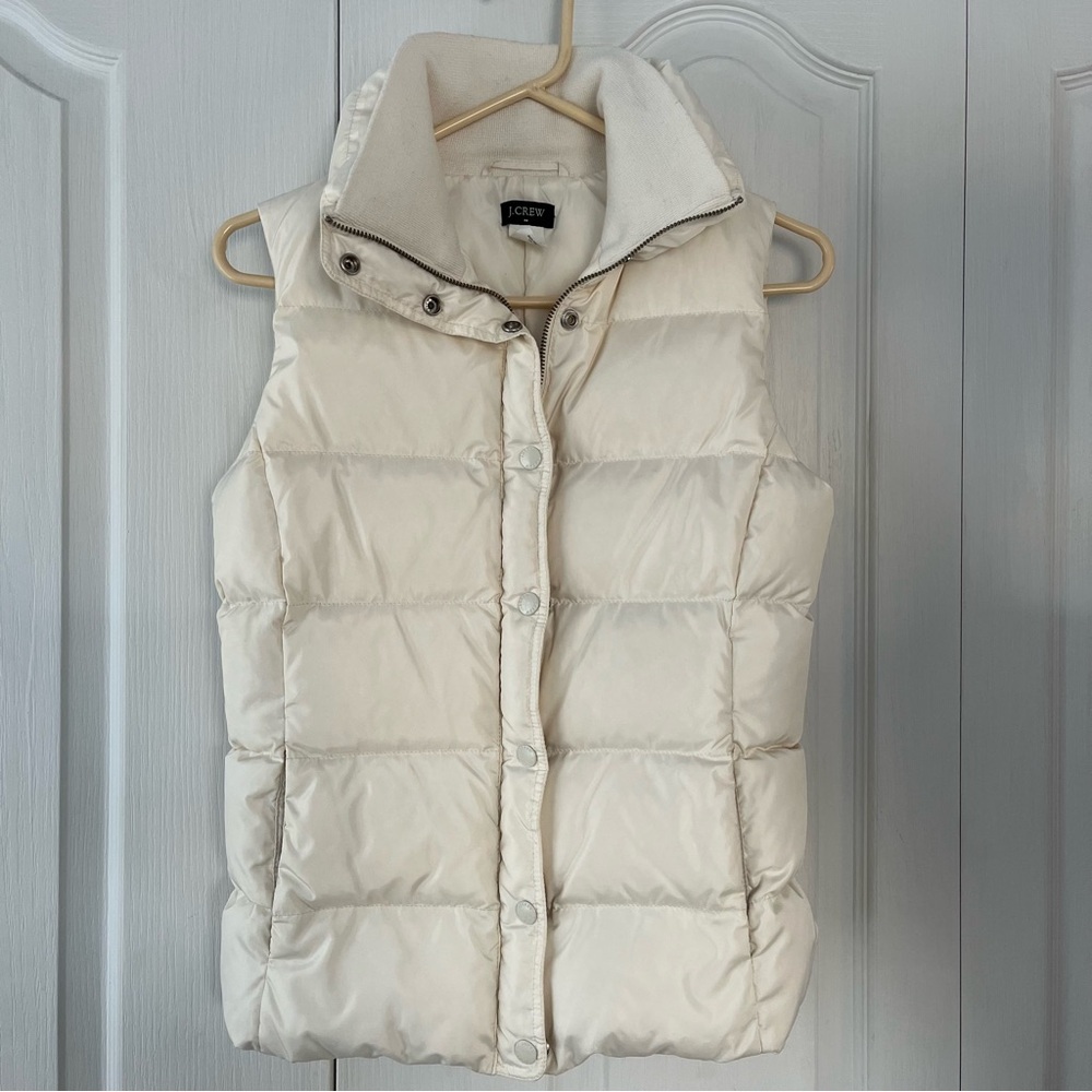 J Crew Puffer Vest Womens XS cream Down Feather Quilted Insulated button zip
